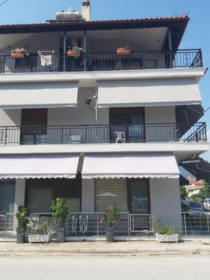 Soula'S Sunshine Green Apartment Nea Karvali Exterior photo